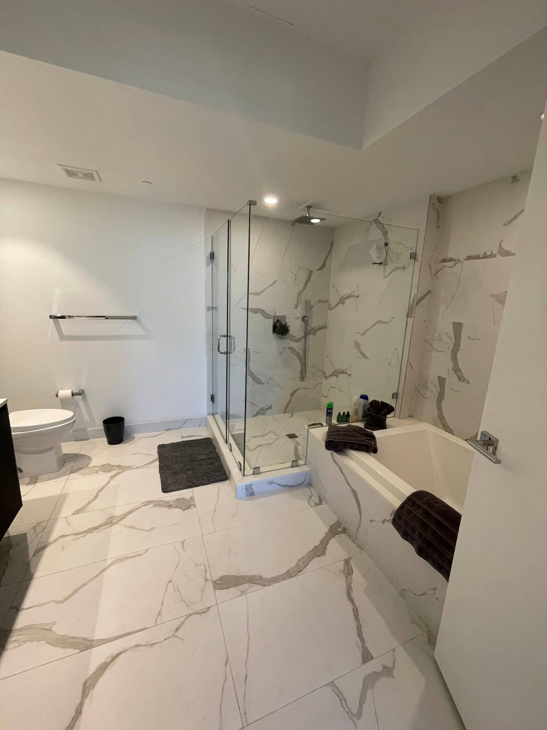 A bathroom cleaned by Magic Cleaning